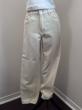 Monki Women’s Light Cream Straight-Leg Jeans Size 26